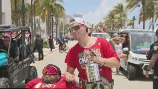 Panthers' Matthew Tkachuk hops off bus to greet super fan