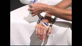 Wearing your Wrist Extension Dynasplint® System
