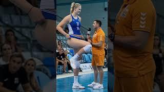 World's tallest female volleyball player in usa  Etallwoman #tallgirlfriend #volleyball #usa