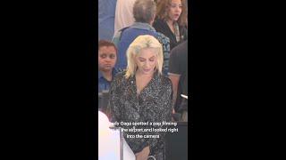 Lady Gaga spots paparazzi