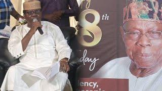 DR. EBENEZER OBEY IN ACTION AT CHEIF AREMU OLUSEGUN OBASANJO 88TH YEAR BIRTHDAY PARTY