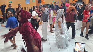 GRAN BAILONGO DE HALLOWEEN EN LA DISCOTECA EL REY CON BAILARINES DE LA PLAZA