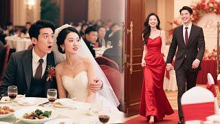 出軌丈夫娶小三，妻子一襲紅裙挽著總裁出席，丈夫看呆了！