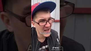 Коля Конверс.Поёт Песню.