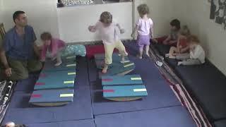 אריאל שבולת  קורסים לתנועה לגיל הרך  נדנדות