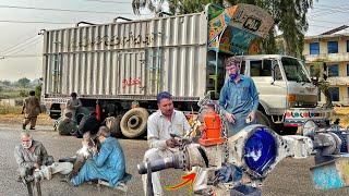 The Housing Tube Of The Truck On The Road Was Badly Broken Due To Overloading, Which Was Repaired.