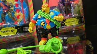 Hands-on with Toxic Crusaders Mayor Grody! Trick or Treat Studios at Toy Fair 2025