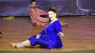 SEEMI KHAN STAGE DANCE - TERE JAI GABRU VE PUNJABI SONG, BEAUTIFUL PERFORMANCE #NaseeboLal