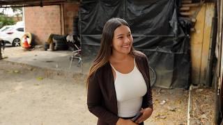 Vestía de traje para su trabajo de vendedor y la vida le dio una gran oportunidad Secretos de Vida