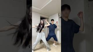 학교 한 번도 안 빠진 개근상 남매