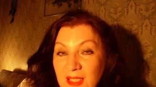 Свои стихи читает автор Валентина Карпушина-Артегова