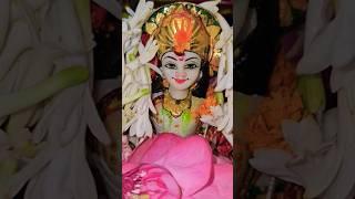 Cham cham karti #laxmi #laxmipuja #shorts #youtubeshorts #shortvideo #ytshorts #sarikaguptavlogs