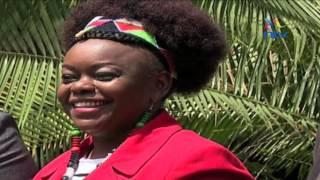 Victoria's Lounge: Women in Politics