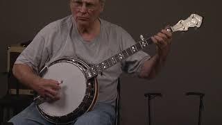 2004 Gibson Earl Scruggs Standard Banjo VS 1996 Gibson Earl Scruggs 49 Classic Banjo with Geoff Hohw