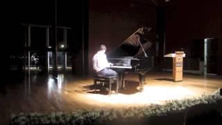 Ralfi Salhon piano performance