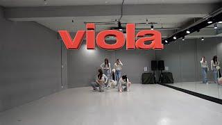 Yves (이브) 'Viola' Dance Practice