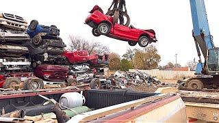 There’s Never A Break At The Junkyard! Crushing Cars, Hauling, & Buying More Junk