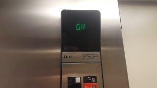 Otis Hydraulic Elevator @ Chalmer Devee Library - UWRF - River Falls, WI