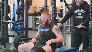 Scott Matlock hits 29 bench reps, impresses at Boise State Pro Day