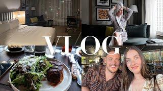 PORTLAND TRAVEL VLOG / The Duniway Hotel and FOOD! 