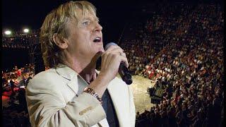 Joe Longthorne Sings to the Gods - Full show