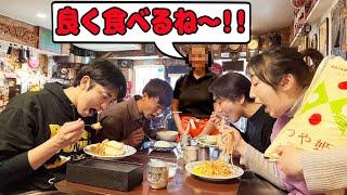 店員に「よく食べるね」と言われるま食べ続ける大食いがキツすぎる、、、