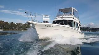 Mariner 3400 Flybridge Cruiser - Walkthrough