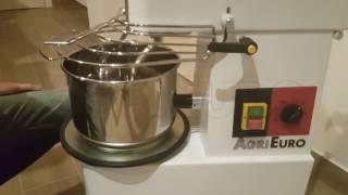 Betrieb des Spiralkneters AgriEuro Mixer 500 S Deluxe