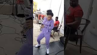 Shenseea doing the dirt bounce