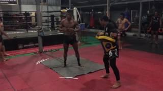 Buakaw power kicks