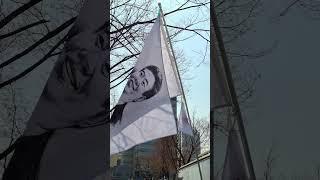 63일간 리키님과 그외 맴버들과 함깨 헌재앞에서 투쟁한 헌재지킴이 버스 버스야 고생 많았다 우리에게 따듯한 보금자리를 줘서~~^^ 사랑해 고마워!