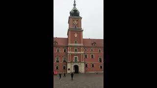 Eric Clark's Travel Videos - Warsaw Poland - Main Square / Market Place to The Castle