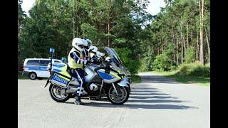 Motorrad-Eskorte der Polizei Berlin beim Training