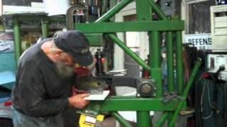 How to make louvers cutting tool