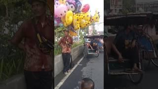 Fathan wants to buy character balloons