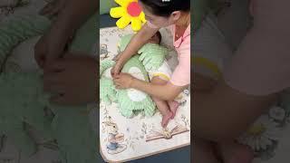 现在哄睡拍睡都太省妈了，真后悔没早点发现这个安抚抱枕，宝宝很喜欢，可以侧靠可以抱着，像妈妈抱着一样。#哄宝宝睡觉神器 #婴儿安抚玩具 #哄娃神器
