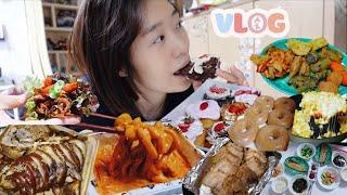 [Eng Sub] What I ate ?! a Strawberry Krispy Kreme doughnut  & Korean food Mukbang! 