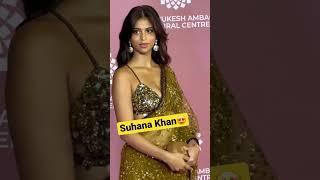 OMGShahrukh Khan’s Daughter Suhana Khan Looking So BeautifulIn Golden Saree#shorts#suhanakhan