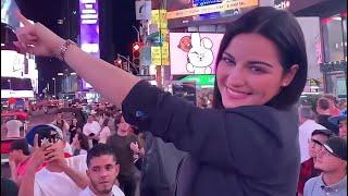 Maite Perroni na Times Square (13.08.22)