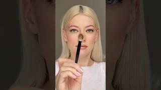 5 min a matte smokey eye for hooded eyes with PUPA liquid eyeshadow