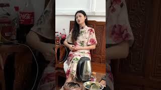 百万的翡翠原石切涨？五彩斑斓的春彩翡翠手镯板料也太好看了（2）#翡翠 #翡翠手镯 #翡翠直播 #shorts