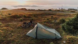 Bikepackingowa przygoda z biwakiem na dziko | Karkonosze i Góry Izerske