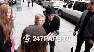 (Exclusive) Justin Bieber leaving Catch Restaurant in NYC 10-27-14