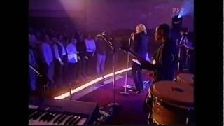(2000) David Bowie / Wild is the Wind ~ Ashes to Ashes (1/5)