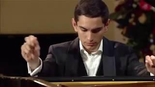 Dmitry Shishkin plays Chopin Etude op. 10 no. 4 cis moll