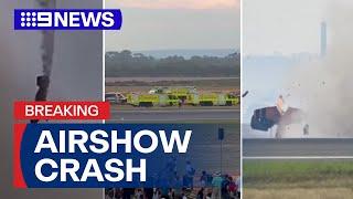 Plane crashes after plummeting at Avalon Airshow | 9 News Australia