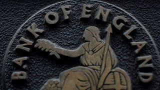 BOE Bond Sale Attracts Traders Buying Scarce UK Debt