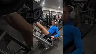 4 exercises for strong, defined quads  #legday #quads #lowerbodyworkout #gyminspo
