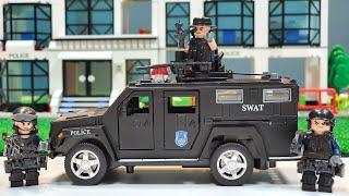 Police car chase and swat team Lego stop motion animation