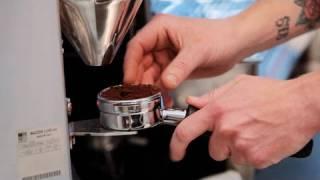 How to Grind in the Doser | Perfect Coffee